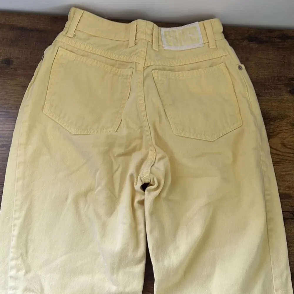 Vintage 90's BONGO Pastel Yellow High Waist Cotton Mom-Jeans